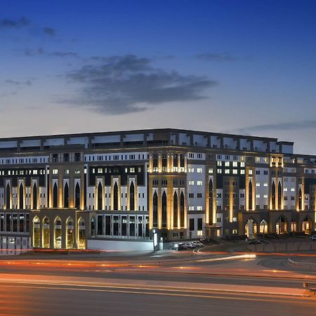 Fraser Suites Muscat Exteriör bild The Ritz-Carlton, Bahrain